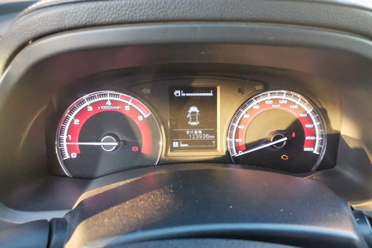 Used Isuzu D-MAX 2020 2.5T 4WD Manual Navigation Version China VI Standard Extended Length JE4D25Q6A Instrument Cluster