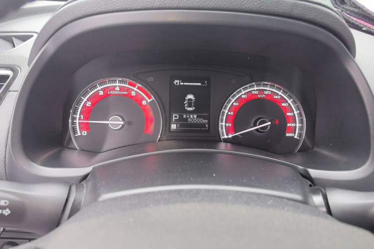 Used Isuzu D-MAX 2020 2.5T Two-Wheel Drive Automatic Navigation Version China VI Emission Standard Extended Length JE4D25Q6A Odometer Close Up