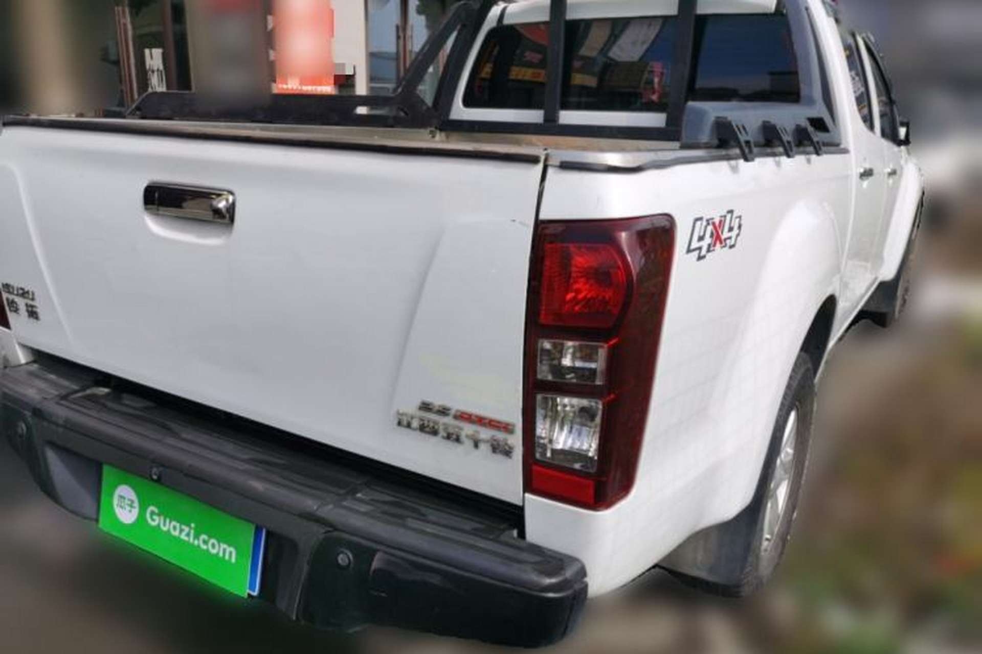 Used Isuzu D-MAX 2020 2.5T 4x4 Automatic Navigation Version China VI Standard Extended Length JE4D25Q6A Rear Right 45 Deg