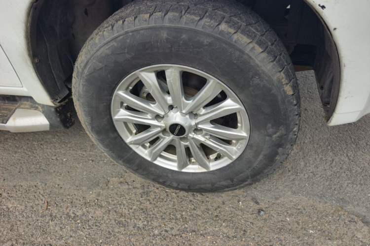 Used Isuzu D-MAX 2020 1.9T 4x4 Manual Comfort Version China VI Standard RZ4E Hi-Power Right Front Wheel Hub