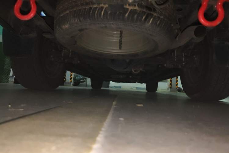 Used Isuzu D-MAX 2021 1.9T Automatic 4x4 Diesel Global Huan Dong RZ4E Chassis Rear