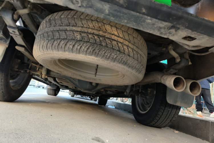Used Isuzu D-MAX 2021 1.9T Automatic 4x4 Diesel Global Huan Dong RZ4E Chassis Rear