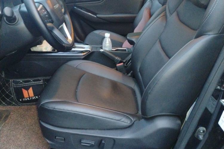 Used Isuzu D-MAX 2021 1.9T Automatic 2WD Diesel Global Bold RZ4E Driver Seat