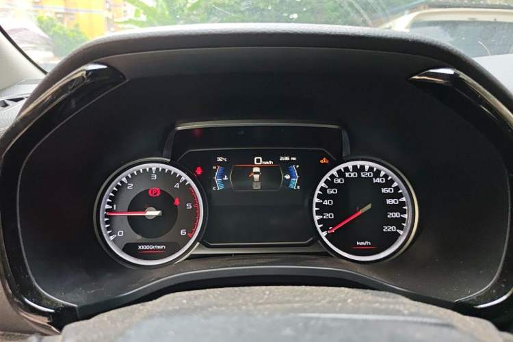 Used Isuzu D-MAX 2021 1.9T Manual Two-Wheel Drive Diesel Global Dynamic RZ4E Instrument Cluster