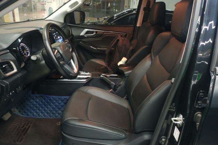 Used Isuzu D-MAX 2021 1.9T Automatic 4x4 Diesel Global Huan Dong RZ4E Left Front Seat