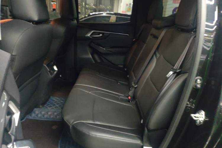 Used Isuzu D-MAX 2021 1.9T Automatic 4x4 Diesel Global Huan Dong RZ4E Left Rear Seat