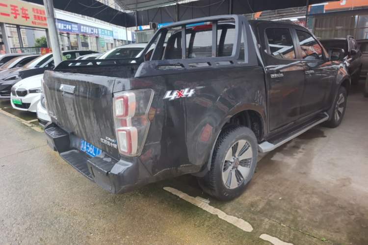 Used Isuzu D-MAX 2021 1.9T Automatic 4x4 Diesel Global Huan Dong RZ4E Rear Right 45 Deg