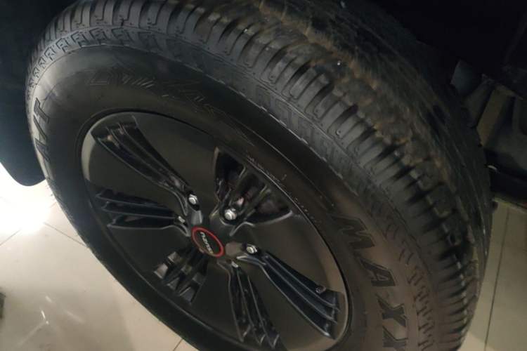 Used Isuzu D-MAX 2021 1.9T Automatic 4x4 Diesel Global Huan Dong RZ4E Right Rear Wheel Hub