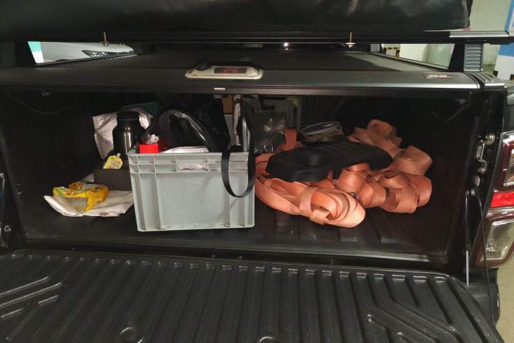 Used Isuzu D-MAX 2021 1.9T Automatic 4x4 Diesel Global Huan Dong RZ4E Trunk