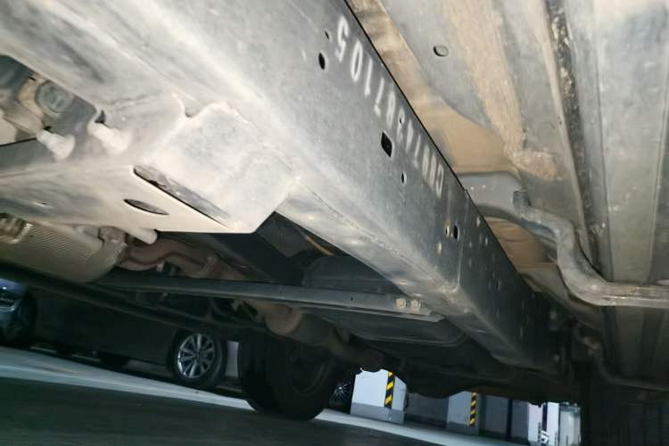 Used Isuzu D-MAX 2021 1.9T Automatic 4x4 Diesel Global Changle Leading RZ4E Chassis Front Left