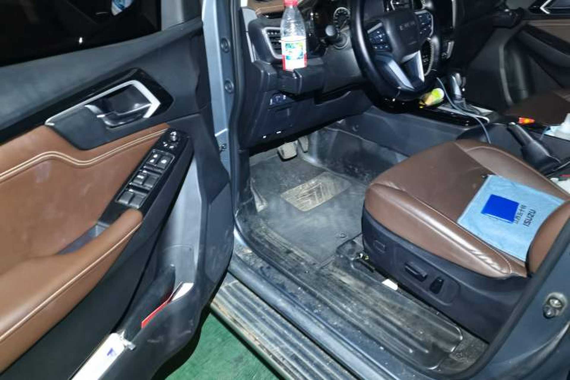 Used Isuzu D-MAX 2021 1.9T Automatic 4x4 Diesel Global Changle Leading RZ4E Driver Seat