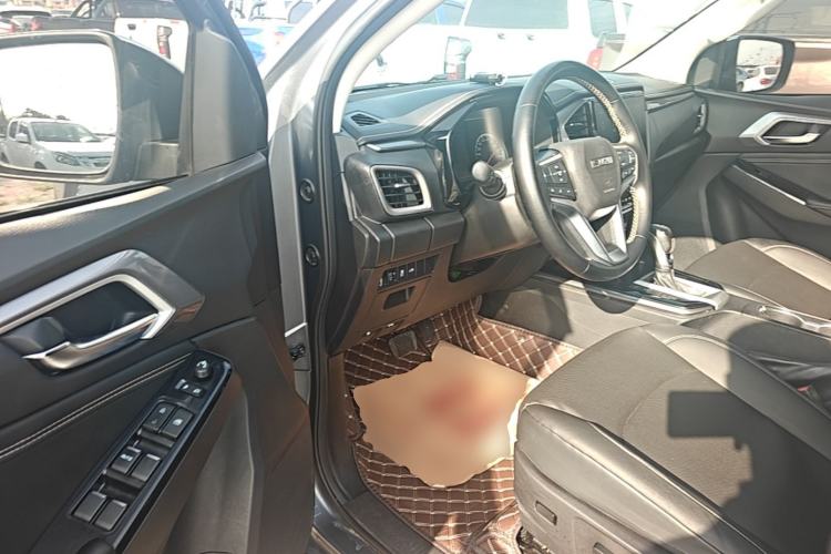 Used Isuzu D-MAX 2021 1.9T Automatic 4x4 Diesel Global Huan Dong RZ4E Driver Seat