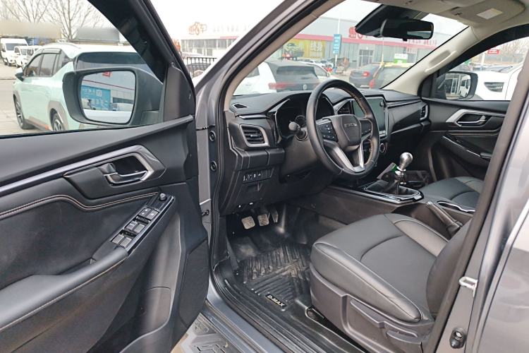 Used Isuzu D-MAX 2021 1.9T Manual 4x4 Diesel Global Dynamic RZ4E Driver Seat