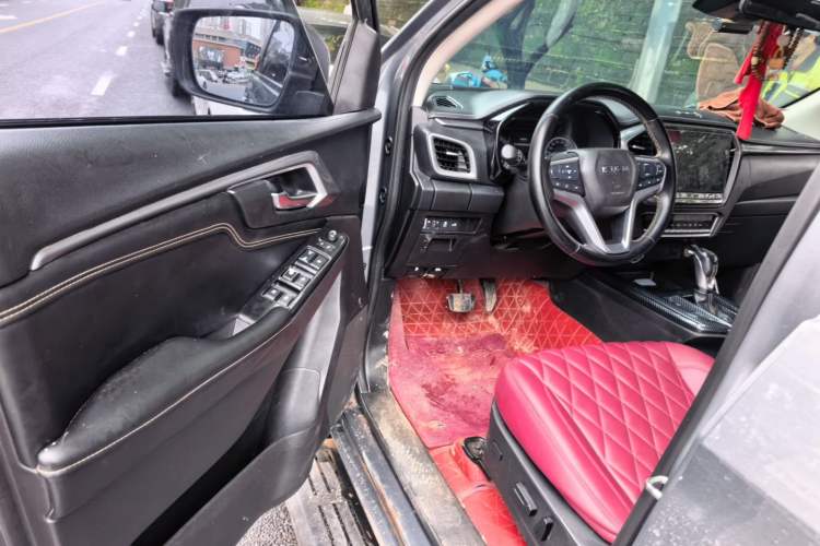 Used Isuzu D-MAX 2021 1.9T Automatic 4x4 Diesel Global Huan Dong RZ4E Driver Seat
