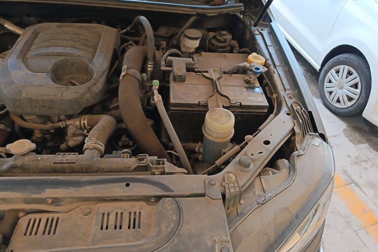 Used Isuzu D-MAX 2021 1.9T Automatic 4x4 Diesel Global Huan Dong RZ4E Engine Bay Left