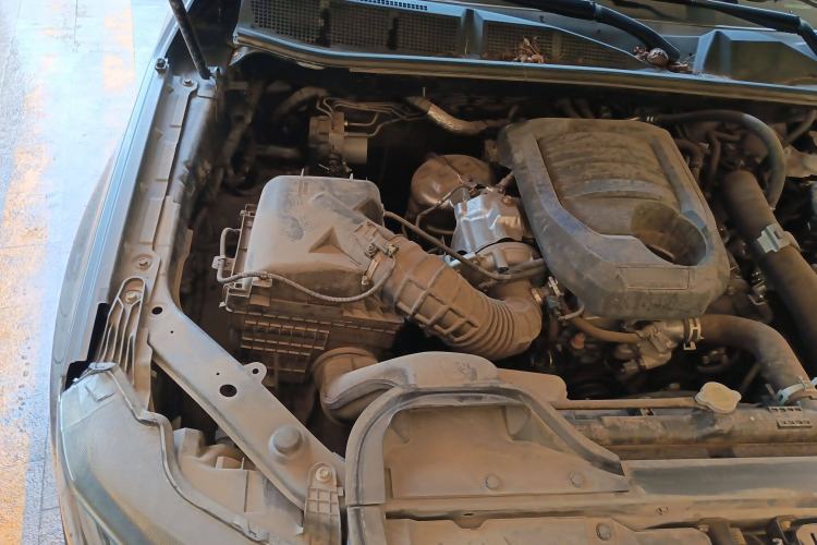 Used Isuzu D-MAX 2021 1.9T Automatic 4x4 Diesel Global Huan Dong RZ4E Engine Bay Right