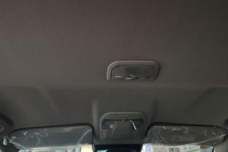 Used Isuzu D-MAX 2021 1.9T Automatic 4x4 Diesel Global Changle Leading RZ4E Headliner