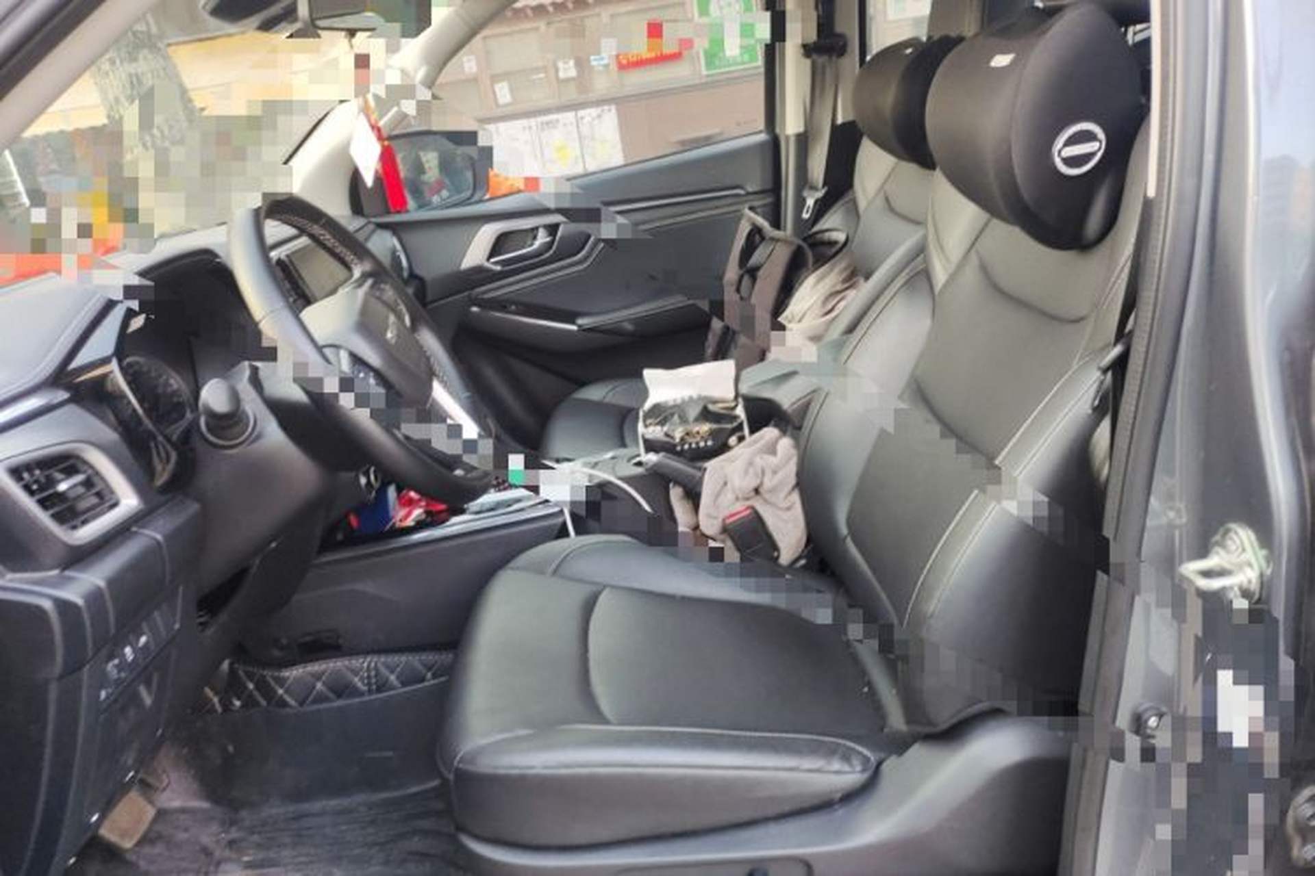 Used Isuzu D-MAX 2021 1.9T Automatic 4x4 Diesel Global Huan Dong RZ4E Left Front Seat