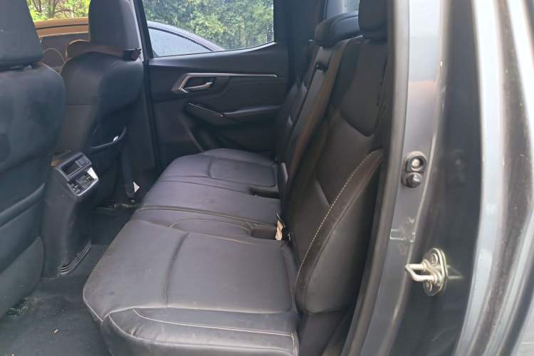 Used Isuzu D-MAX 2021 1.9T Automatic 4x4 Diesel Global Huan Dong RZ4E Left Rear Seat