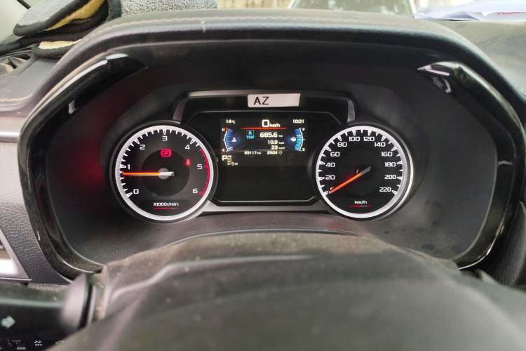 Used Isuzu D-MAX 2021 1.9T Automatic 4x4 Diesel Global Huan Dong RZ4E Odometer Close Up