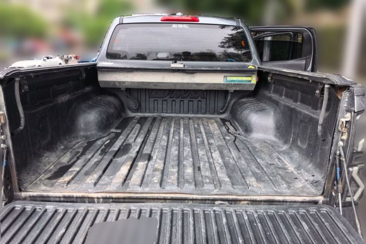 Used Isuzu D-MAX 2021 1.9T Automatic 4x4 Diesel Global Huan Dong RZ4E Trunk