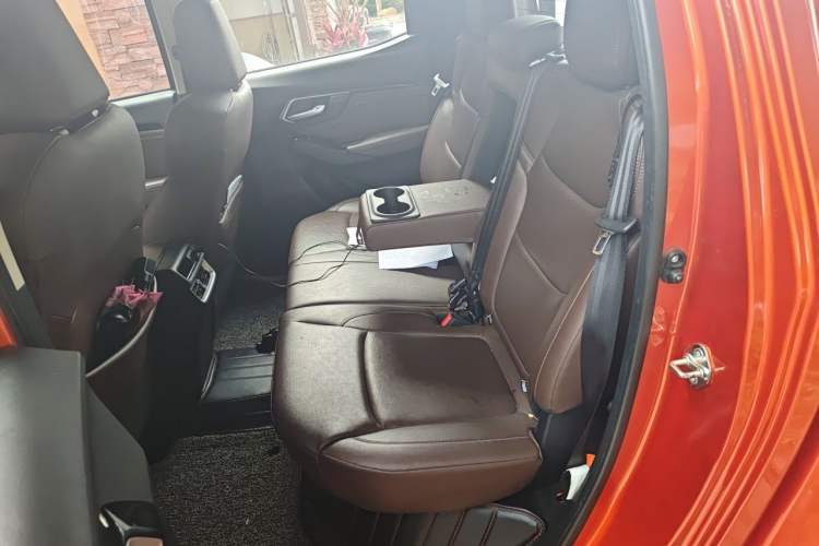 Used Isuzu D-MAX 2021 1.9T Automatic 4x4 Diesel Global Changle Leading RZ4E Left Rear Seat