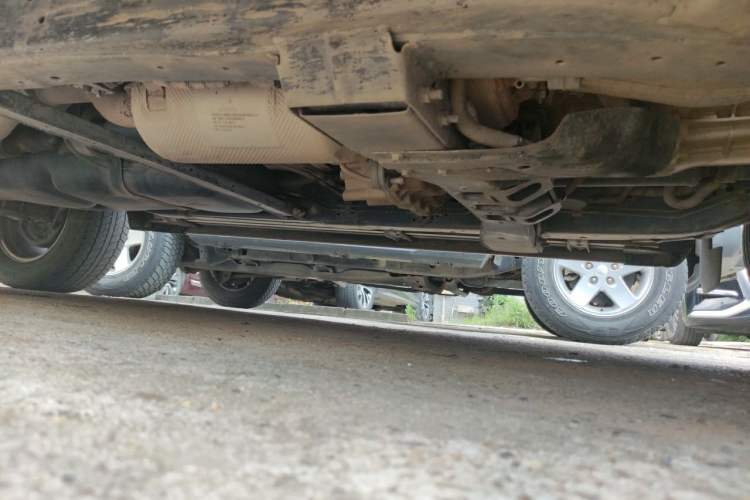 Used Isuzu D-MAX 2021 1.9T Manual 4x4 Diesel Global Dynamic RZ4E Chassis Front Right