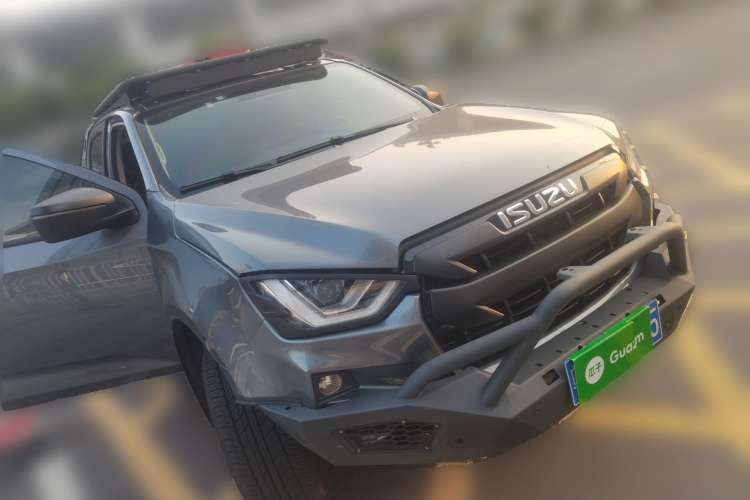 Used Isuzu D-MAX 2021 1.9T Automatic 4x4 Diesel Global Huan Dong RZ4E Front Right 45 Deg