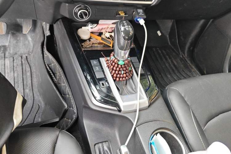 Used Isuzu D-MAX 2021 1.9T Automatic 4x4 Diesel Global Changle Leading RZ4E Gear Lever