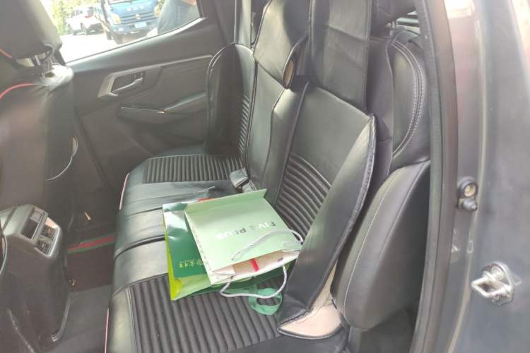 Used Isuzu D-MAX 2021 1.9T Manual 4x4 Diesel Global Dynamic RZ4E Left Rear Seat