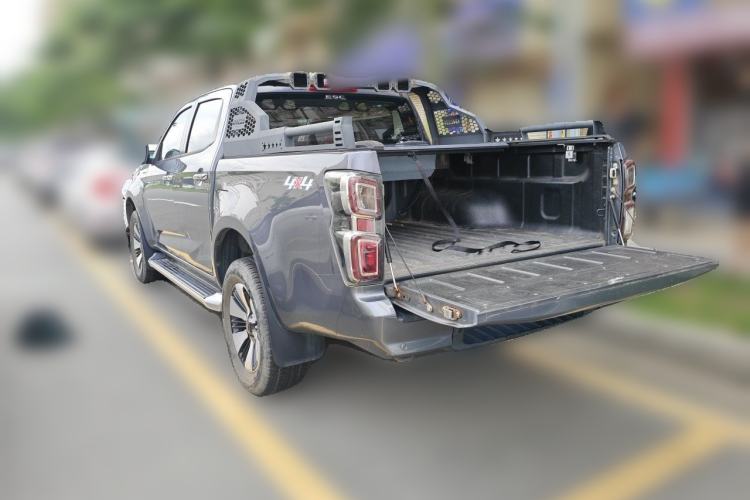 Used Isuzu D-MAX 2021 1.9T Automatic 4x4 Diesel Global Changle Leading RZ4E Rear Left 45 Deg