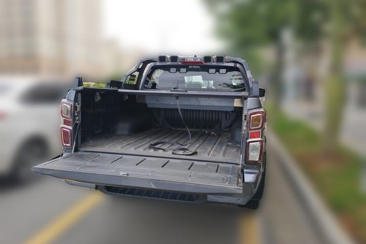 Used Isuzu D-MAX 2021 1.9T Automatic 4x4 Diesel Global Changle Leading RZ4E Rear