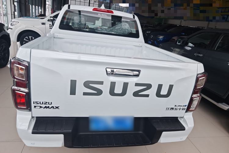 Used Isuzu D-MAX 2021 1.9T Automatic 4x4 Diesel Global Changle Leading RZ4E Exterior 4
