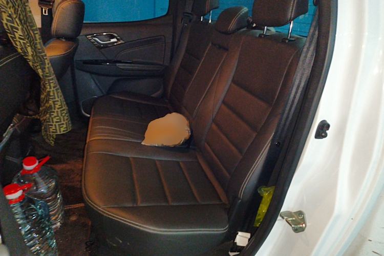 Used Isuzu D-MAX 2021 1.9T Automatic 4x4 Diesel Global Huan Dong RZ4E Left Rear Seat