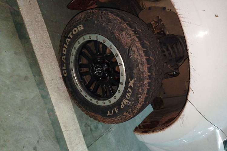 Used Isuzu D-MAX 2021 1.9T Automatic 4x4 Diesel Global Huan Dong RZ4E Right Front Wheel Hub