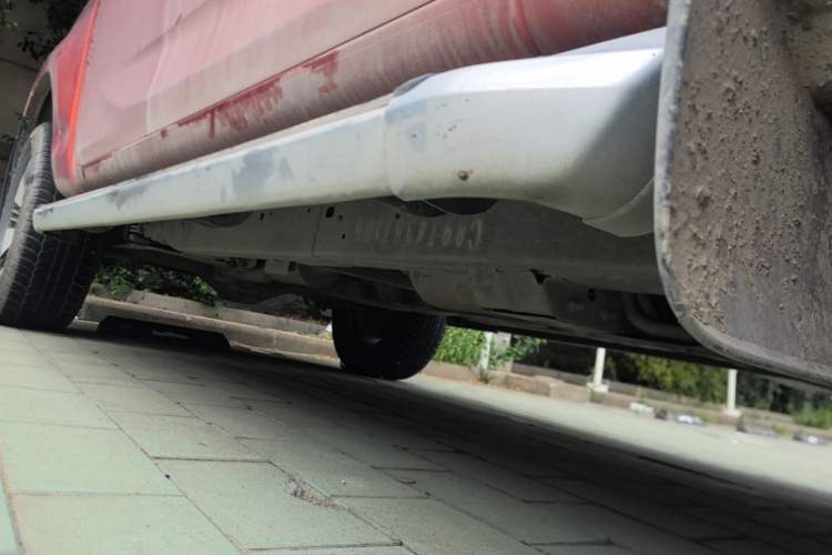 Used Isuzu D-MAX 2021 1.9T Automatic 4x4 Diesel Global Huan Dong RZ4E Chassis Front Right