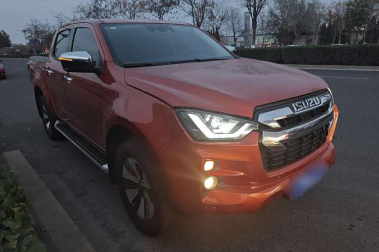 Used Isuzu D-MAX 2021 1.9T Automatic All-Wheel Drive Diesel Global Leading RZ4E Exterior 2