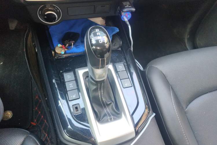 Used Isuzu D-MAX 2021 1.9T Automatic All-Wheel Drive Diesel Global Leading RZ4E Gear Lever