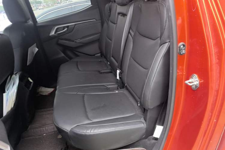 Used Isuzu D-MAX 2021 1.9T Automatic 4x4 Diesel Global Huan Dong RZ4E Left Rear Seat