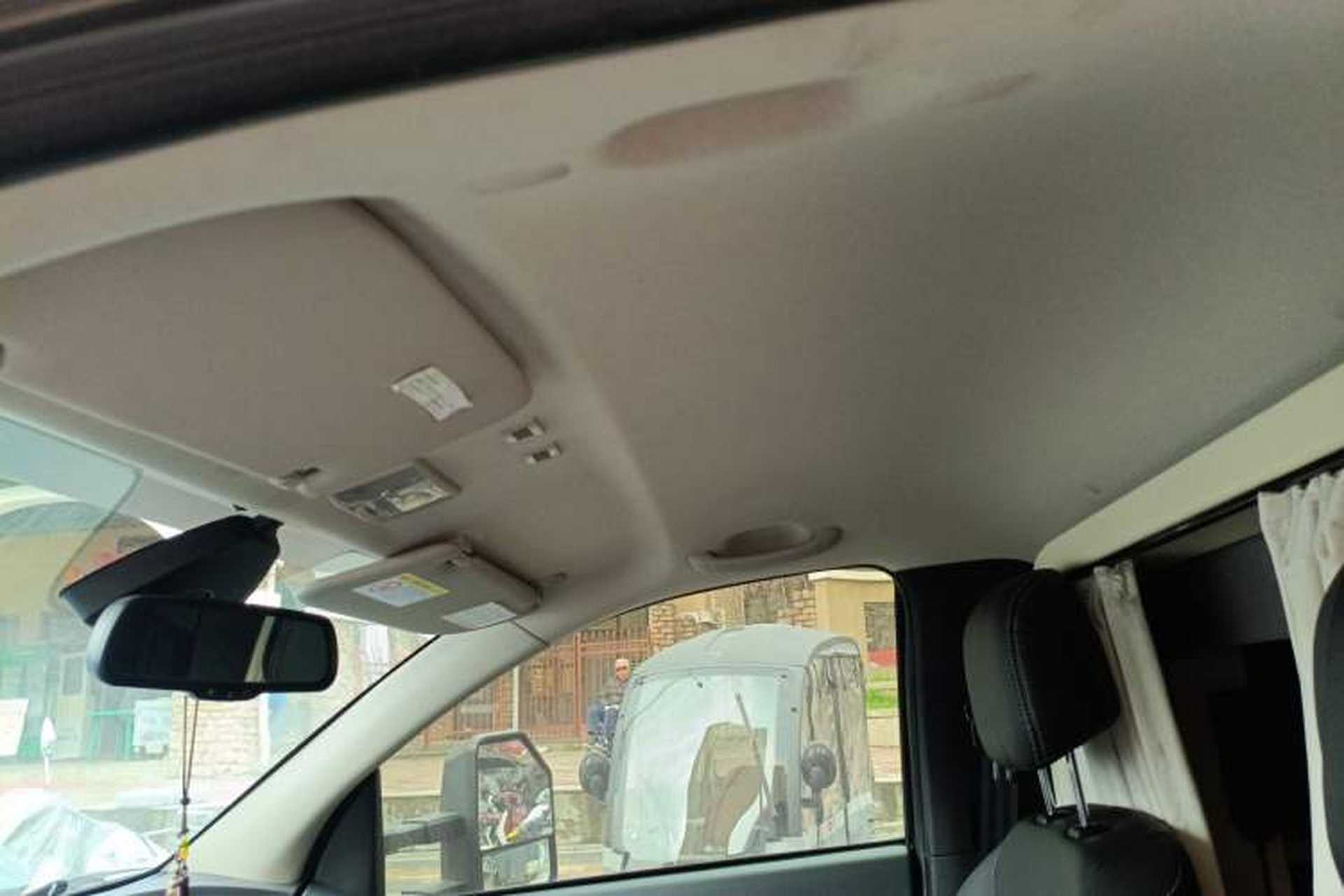 Used Isuzu D-MAX  Headliner
