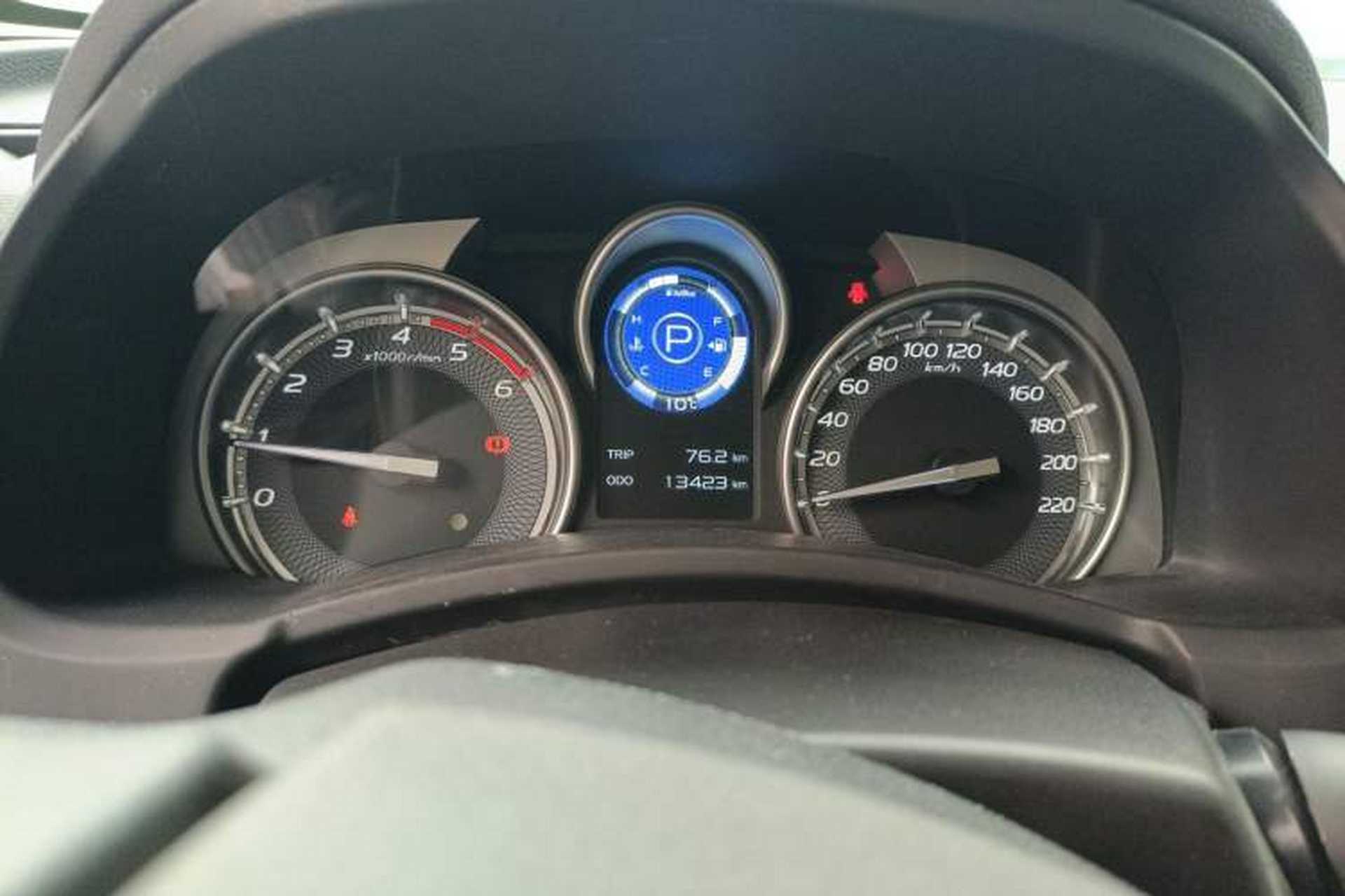 Used Isuzu D-MAX  Instrument Cluster