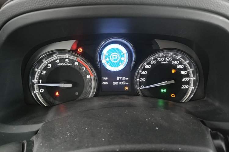 Used Isuzu D-MAX 2022 2.0T Two-Wheel Drive Automatic Gasoline LingShang Version JX4G20A6L Instrument Cluster