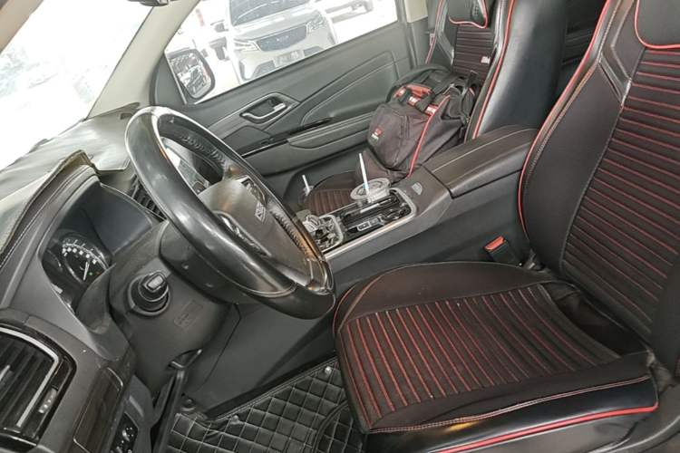 Used Isuzu D-MAX 2022 2.0T Two-Wheel Drive Automatic Gasoline LingShang Version JX4G20A6L Left Front Seat