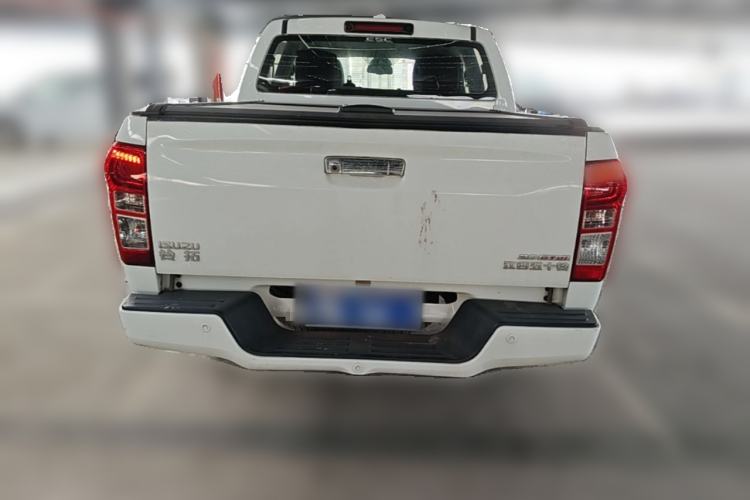 Used Isuzu D-MAX 2022 2.0T Two-Wheel Drive Automatic Gasoline LingShang Version JX4G20A6L Rear