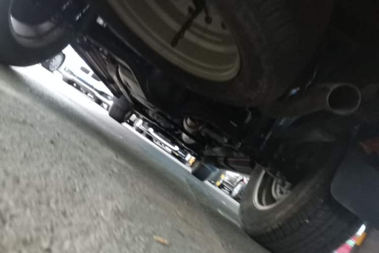 Used Isuzu D-MAX  Chassis Rear