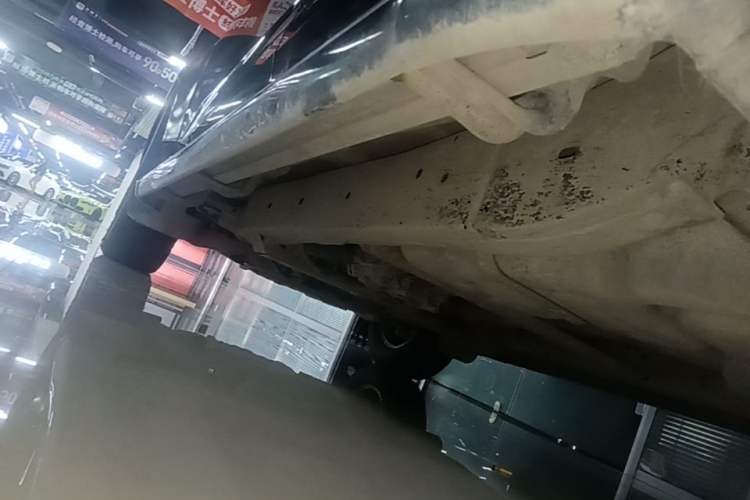 Used Isuzu D-MAX 2023 1.9T Automatic All-Wheel Drive Zhi Ling Version Left Side Sill