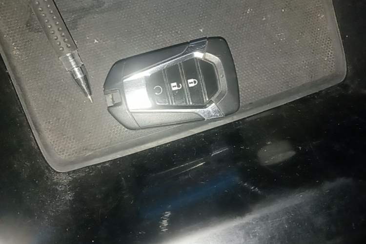 Used Isuzu D-MAX 2023 1.9T Automatic All-Wheel Drive Zhi Ling Version Vehicle Key