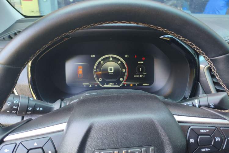 Used Isuzu D-MAX 2023 2.5T Manual 4x4 Diesel Flagship Long Wheelbase Instrument Cluster