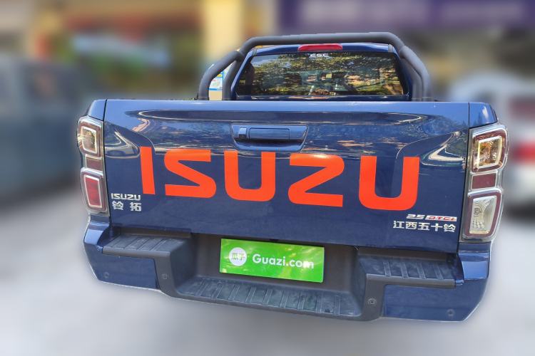 Used Isuzu D-MAX 2023 2.5T Manual 4x4 Diesel Flagship Long Wheelbase Rear