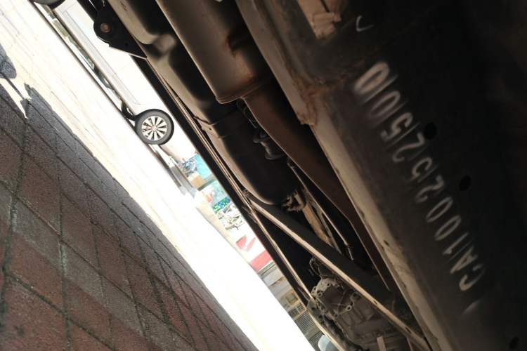 Used Isuzu D-MAX 2023 1.9T Automatic All-Wheel Drive V-CROSS Yue Ling Trim Chassis Rear Right